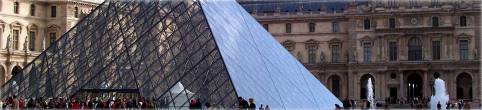 Pirámide de Louvre